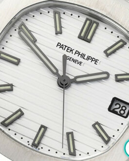 PATEK PHILIPPE NAUTILUS JUMBO 5711 40MM WHITE