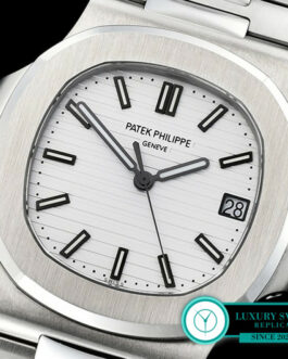 PATEK PHILIPPE NAUTILUS JUMBO 5711 40MM WHITE DIAL